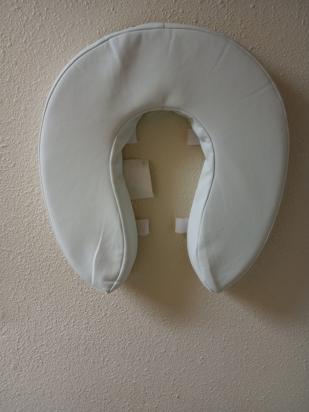 Kids U-shaped pillow